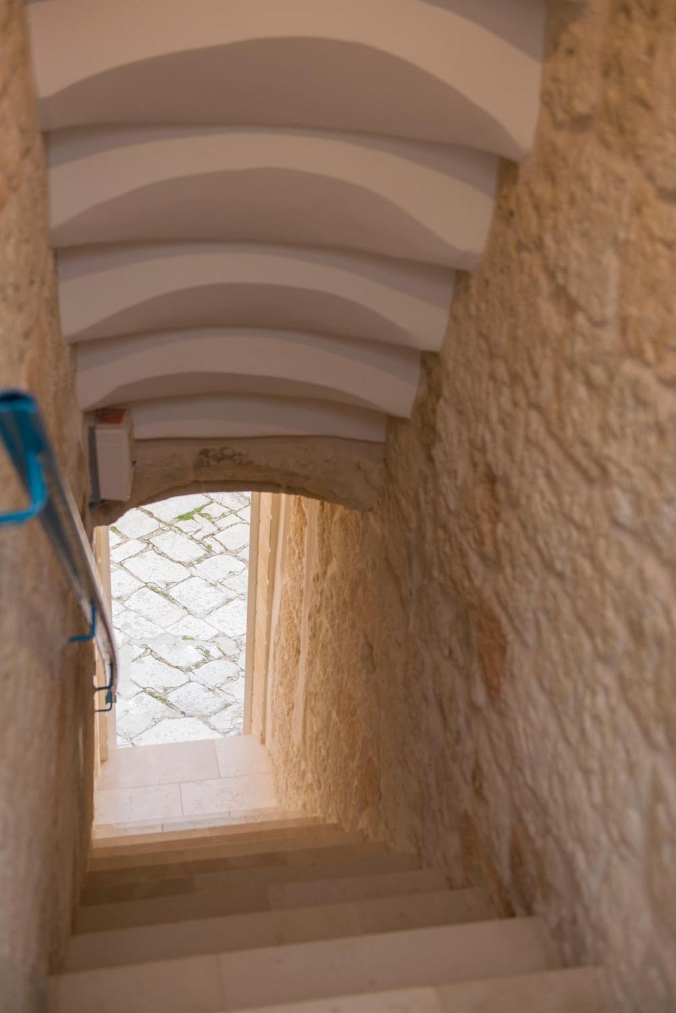 דירות מונופולי A Casa Di Lavinia מראה חיצוני תמונה