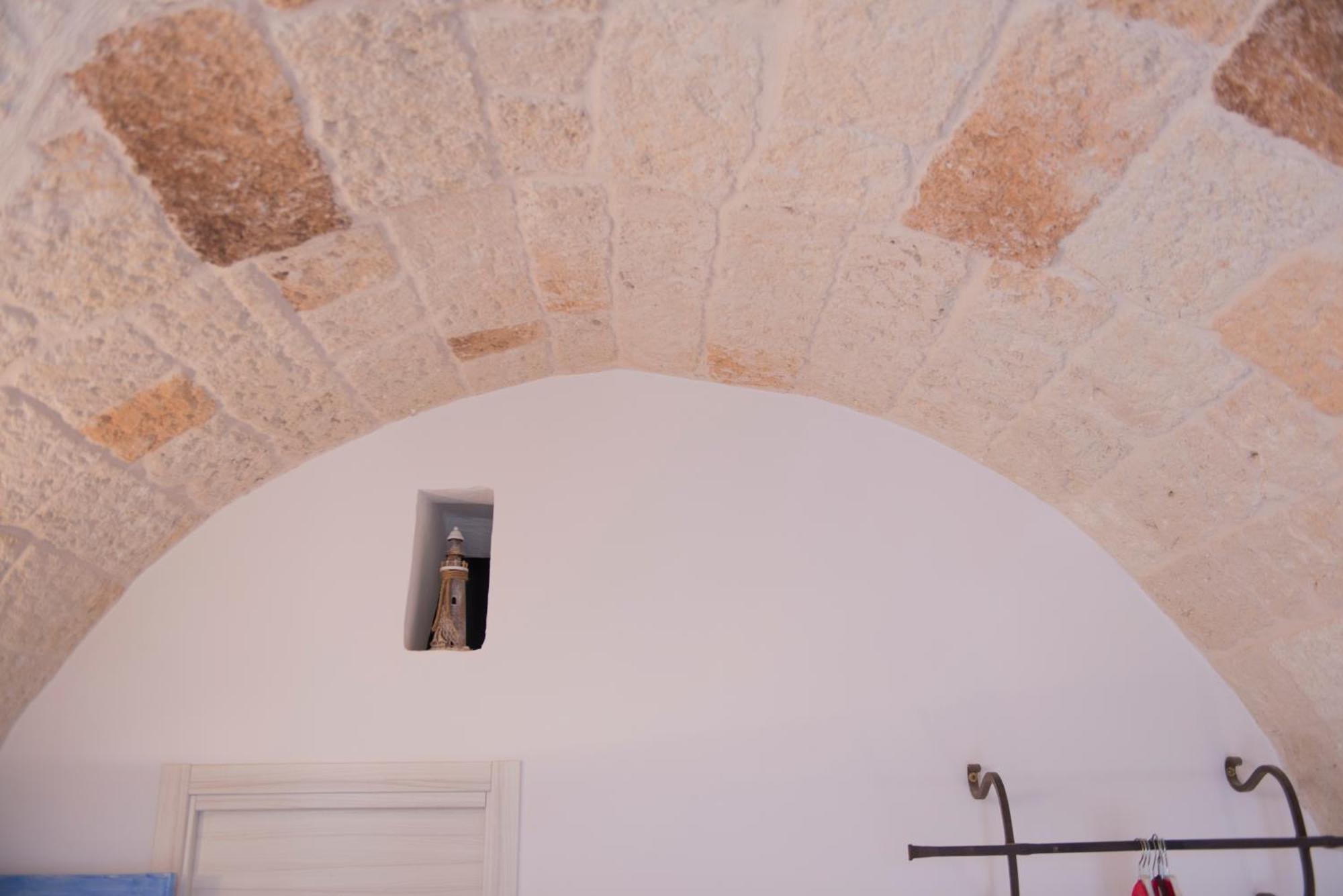 דירות מונופולי A Casa Di Lavinia מראה חיצוני תמונה