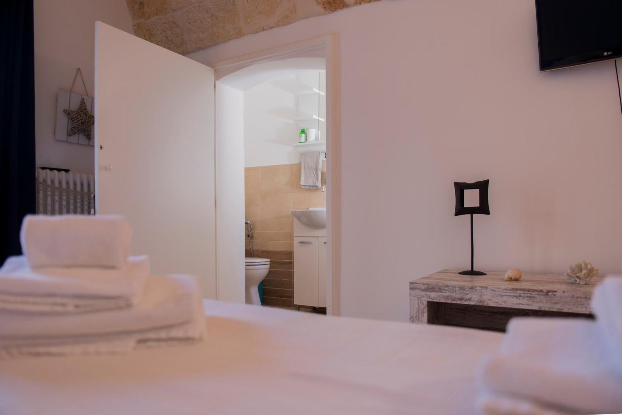 דירות מונופולי A Casa Di Lavinia מראה חיצוני תמונה